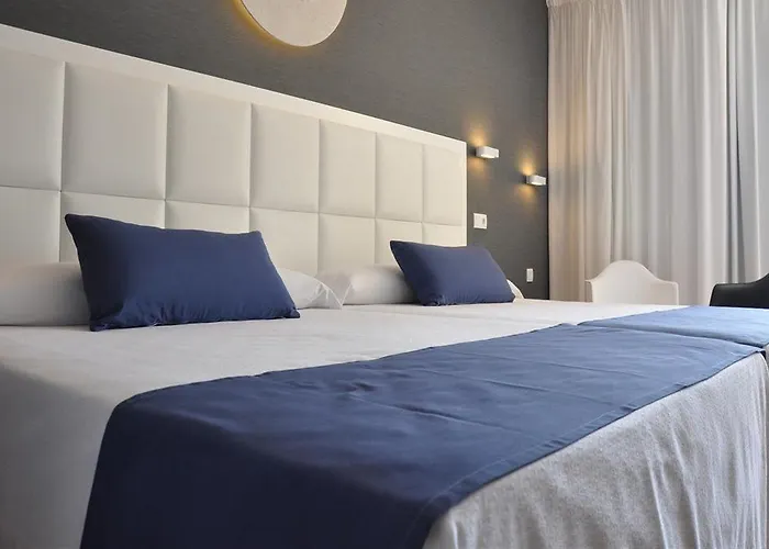 Hotel Evenia Olympic Garden 4*
