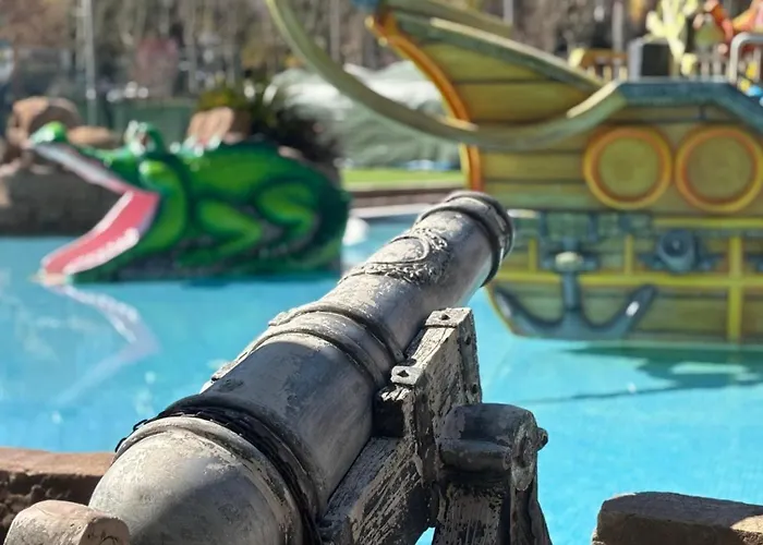 埃文尼亚奥林匹克花园酒店 酒店 滨海略雷特