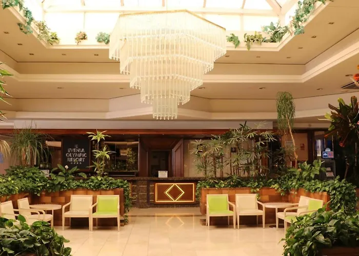 埃文尼亚奥林匹克花园酒店 4* 滨海略雷特