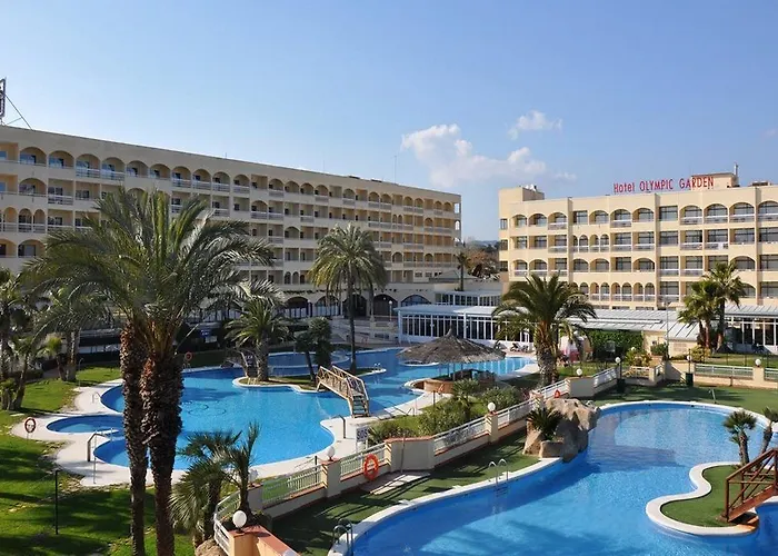 埃文尼亚奥林匹克花园酒店 4*